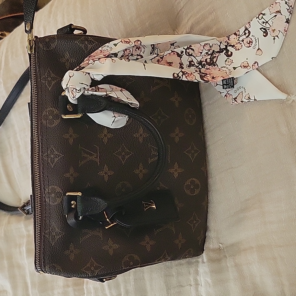 🎅🏻 RARE!!! 🥂 Customized LV Speedy 25 Bandoliere
